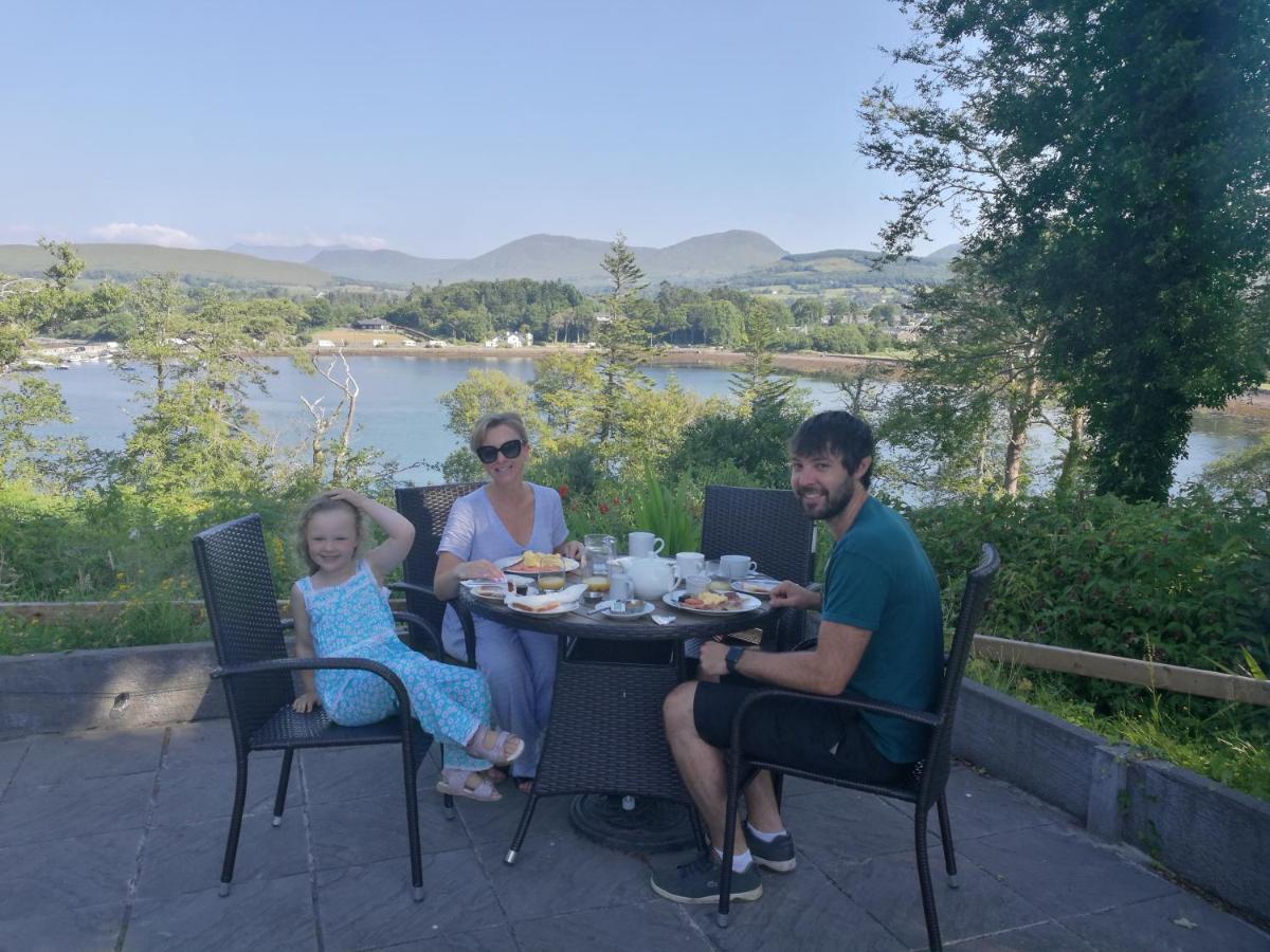 Watersedge Seaviews Hotel Кенмеър Екстериор снимка