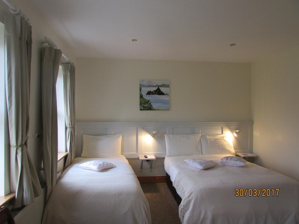 Watersedge Seaviews Hotel Кенмеър Екстериор снимка